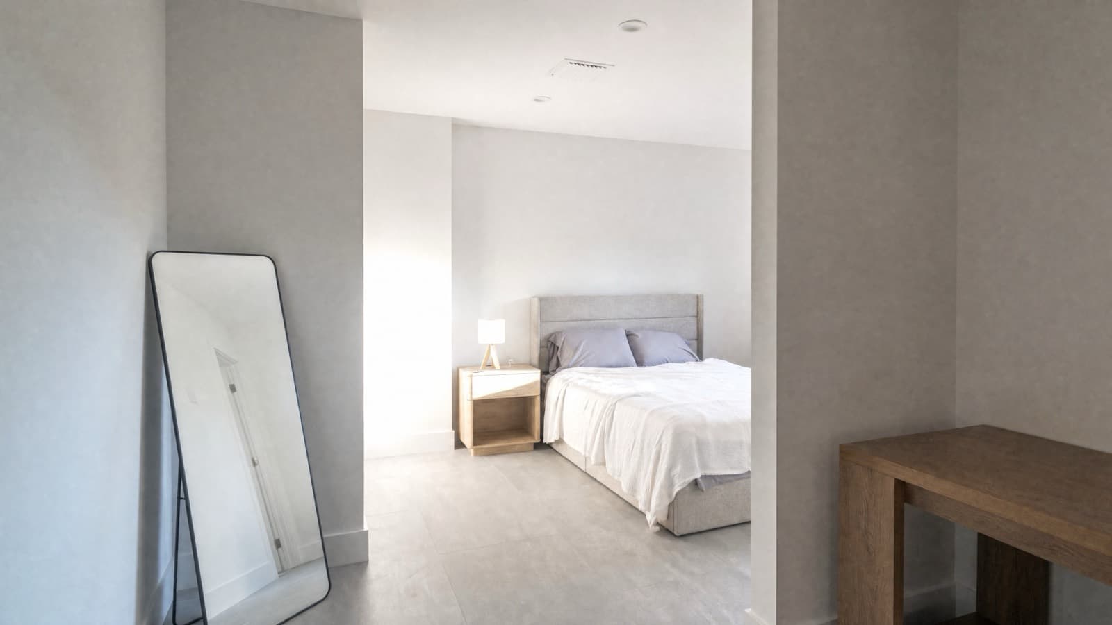 Master bedroom — Photo 22