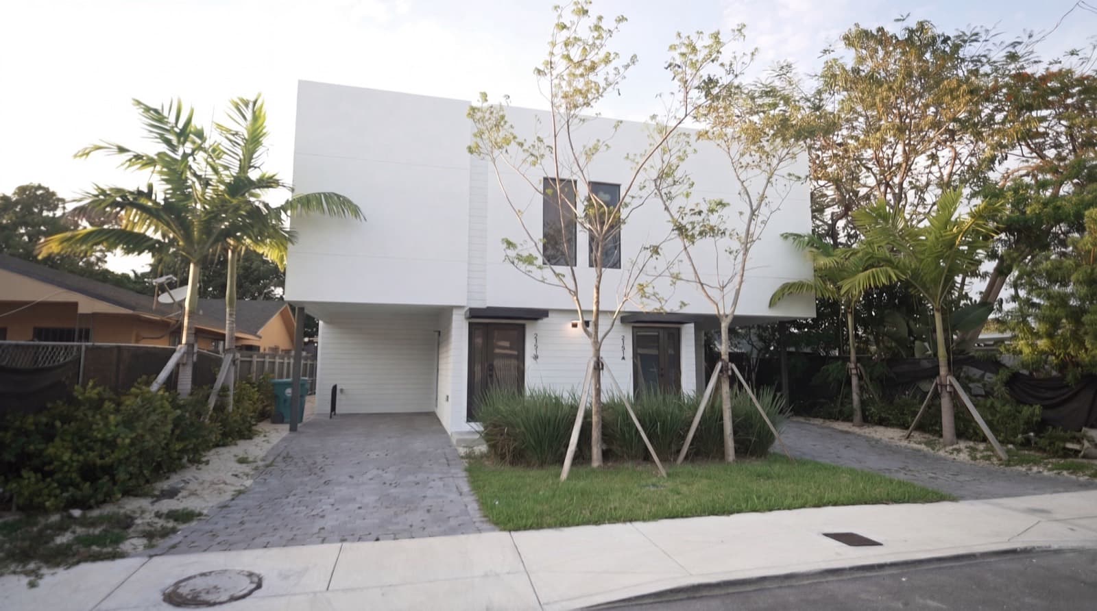 2151 NW 1st Ter, Miami, FL 33125