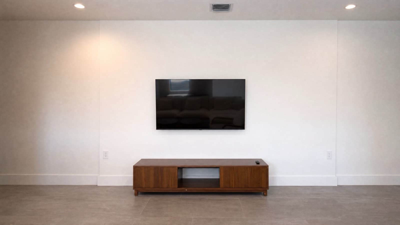 Living & kitchen · upper floor — Photo 14