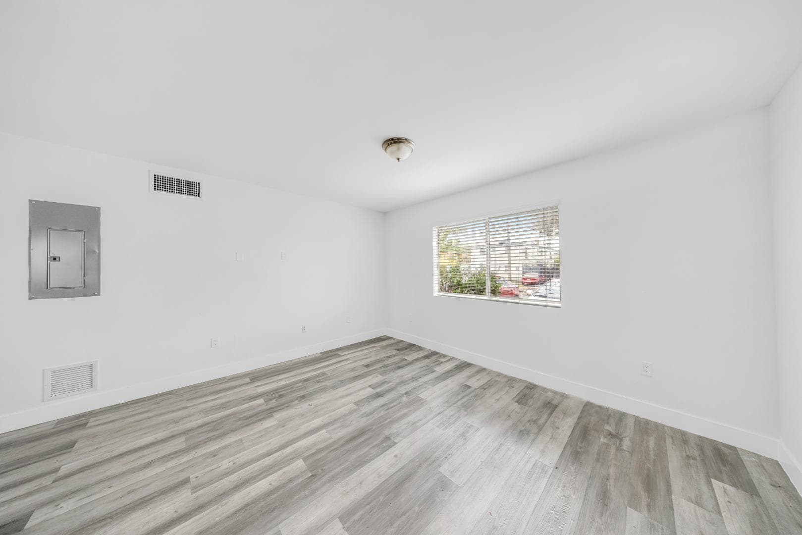 5990 NW 14th Ave · Unit 3