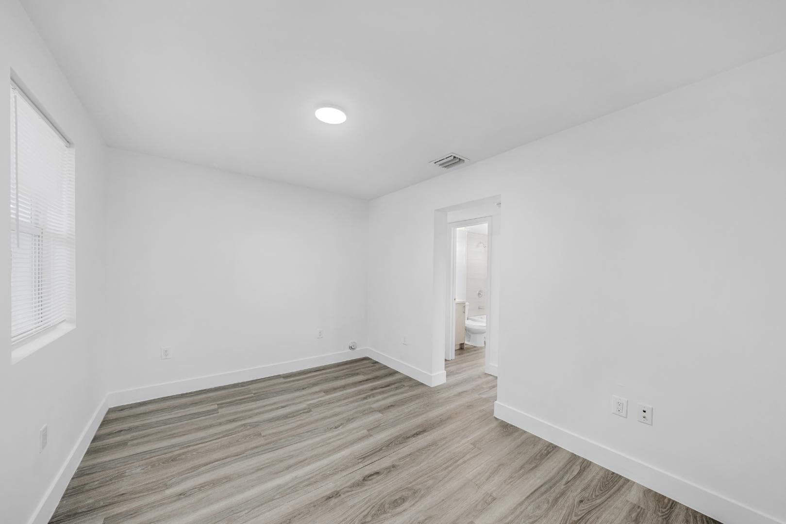 1231 NW 61st St