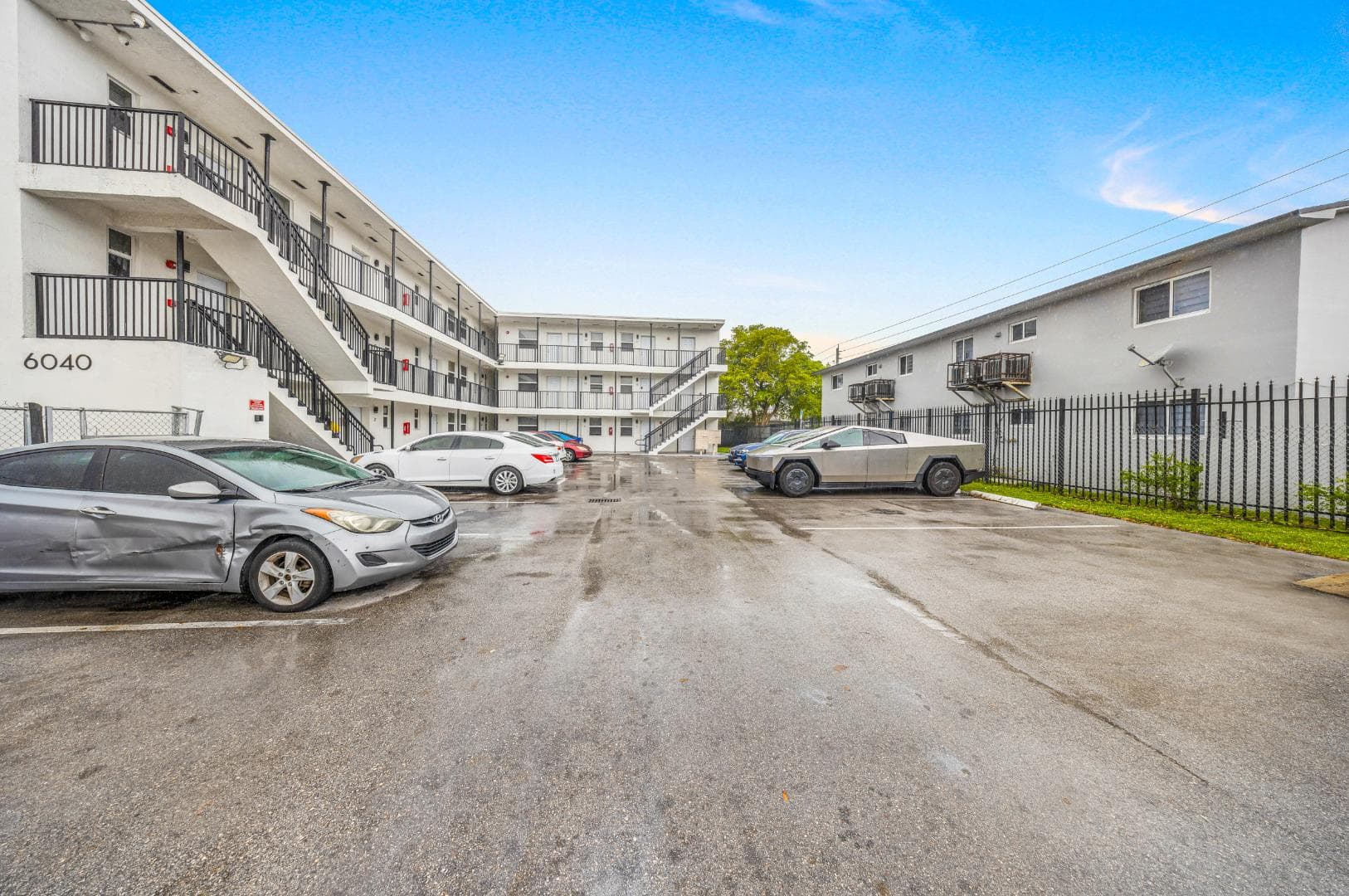 6040 NW 12th Ave