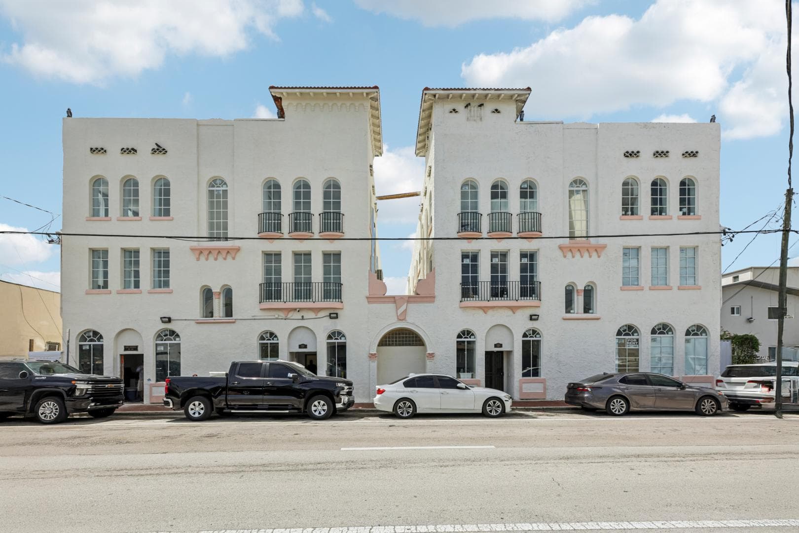 1250 SW 6th St