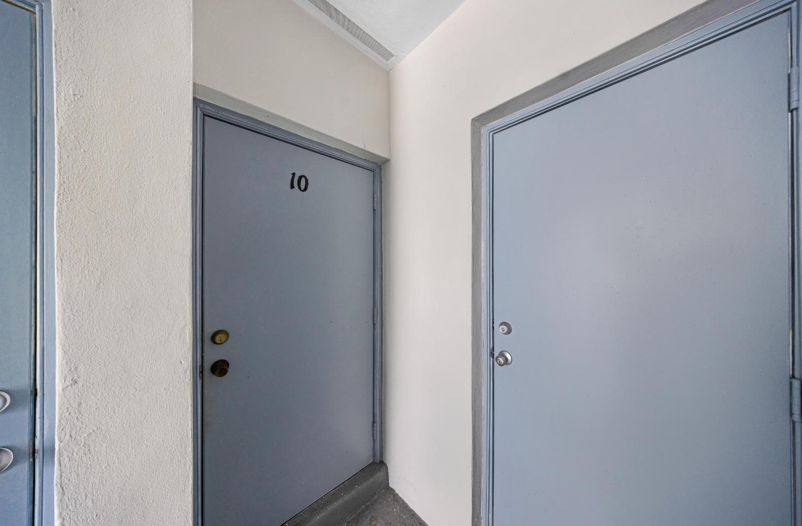 6844 Abbott Ave · Unit 10