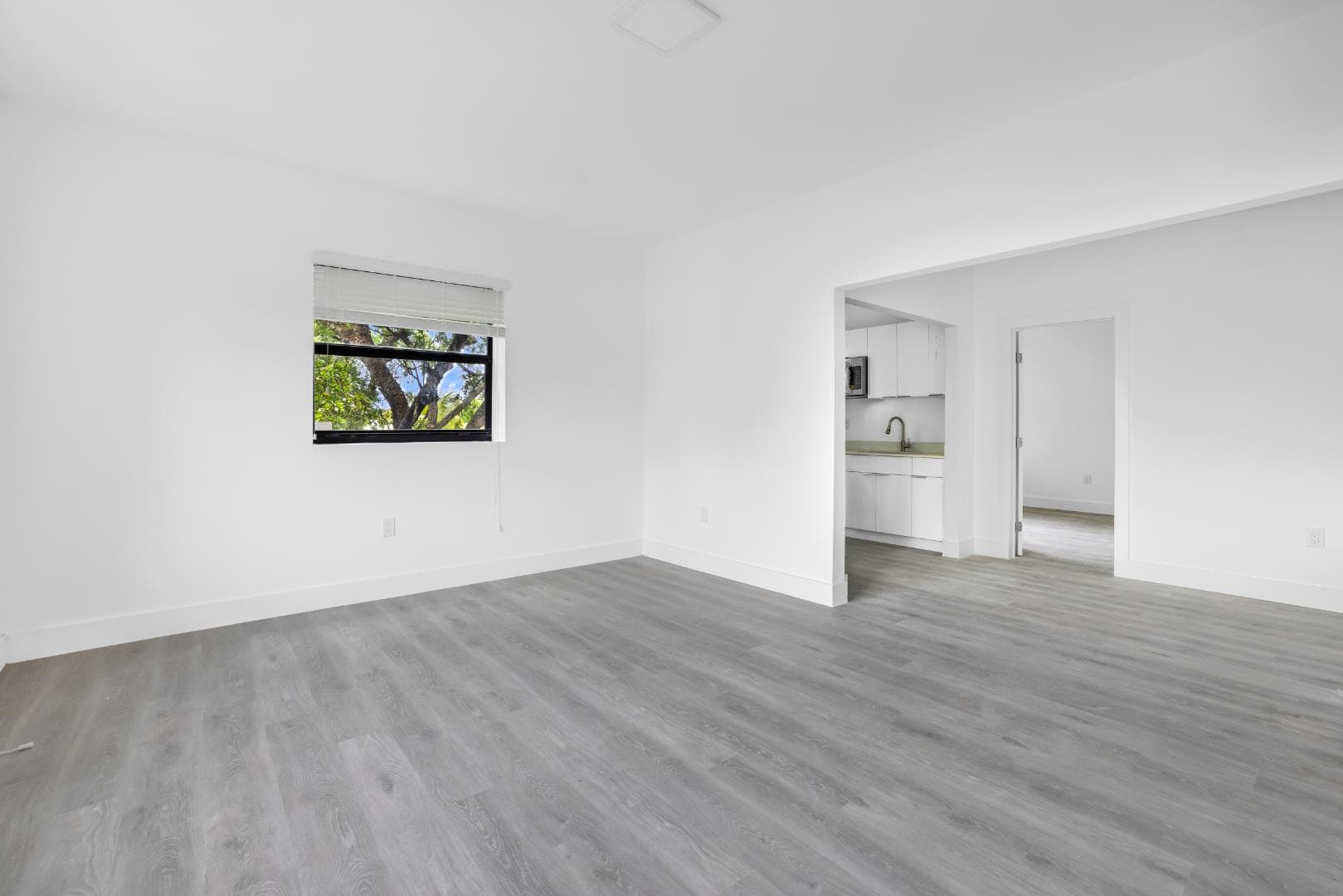 1536 SW 9th St · Unit 206